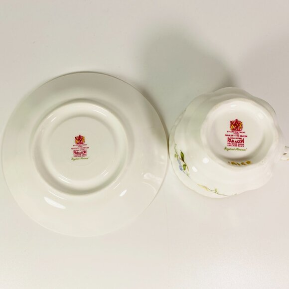 Vintage Paragon "English Flowers"  Tea Cup & Saucer  Bone China England - Picture 5 of 6